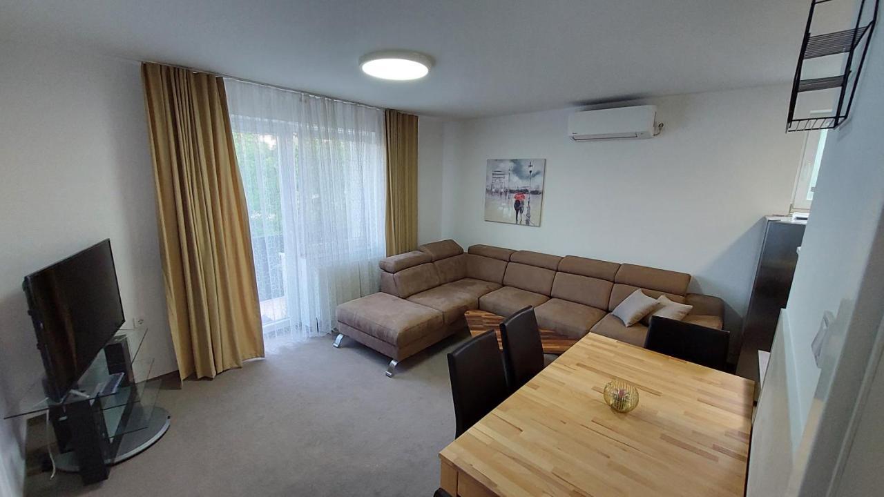 Mb Apartmani SJJ Esterno foto