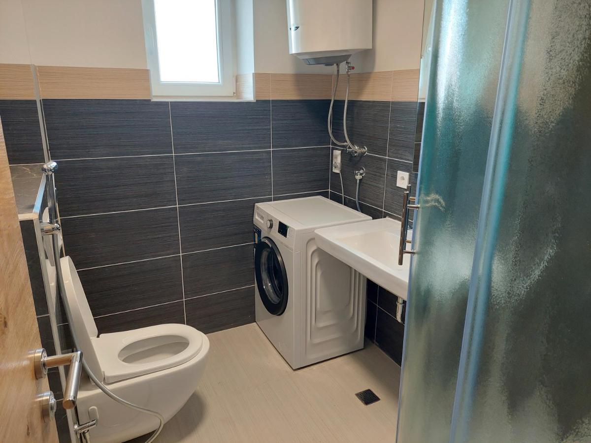 Mb Apartmani SJJ Esterno foto